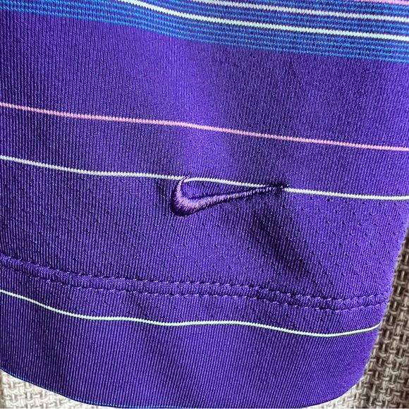 NikeGolf sleeveless Golf Shirt. Size Medium - Picture 4 of 7